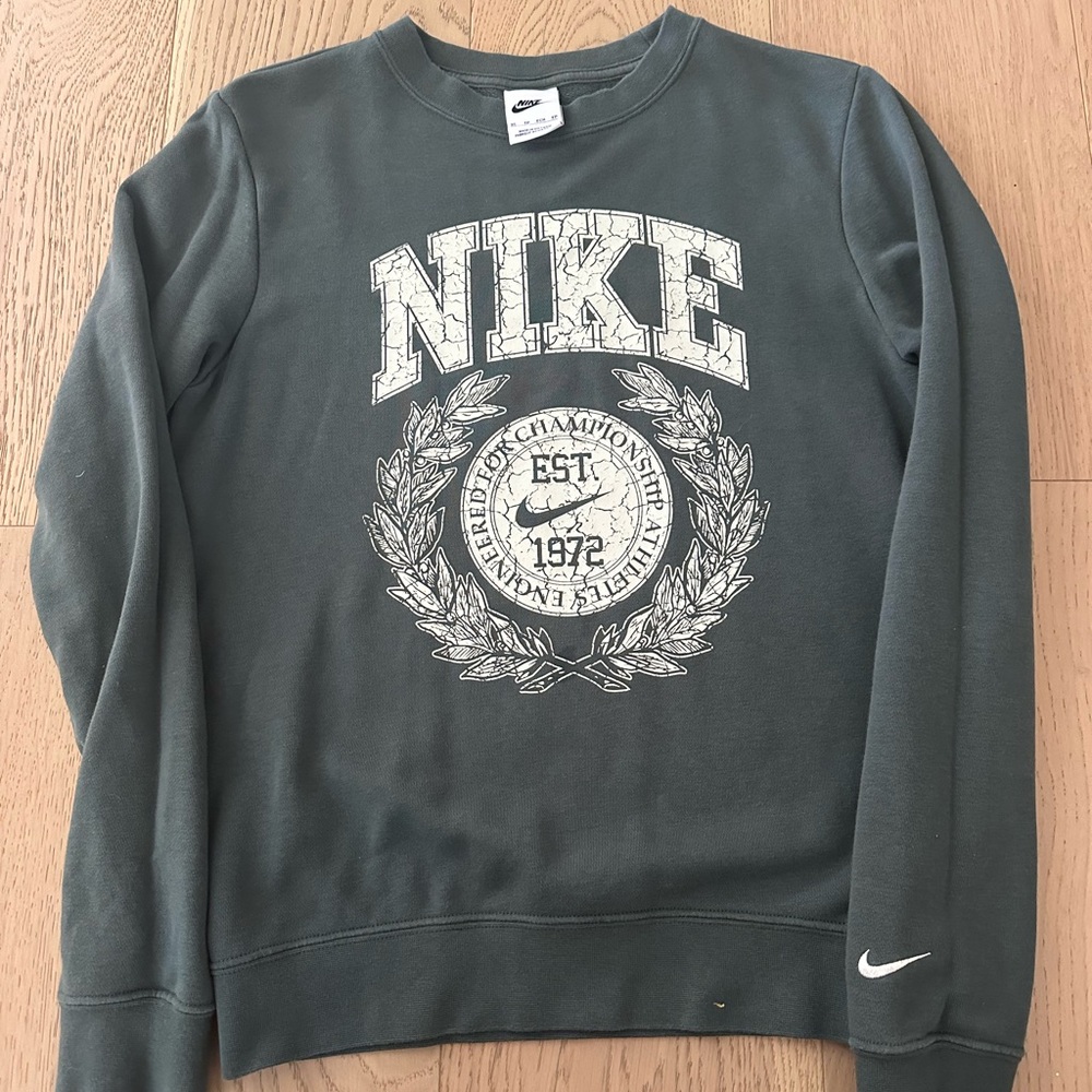 Nike Women’s Dark Green Crewneck Sweater